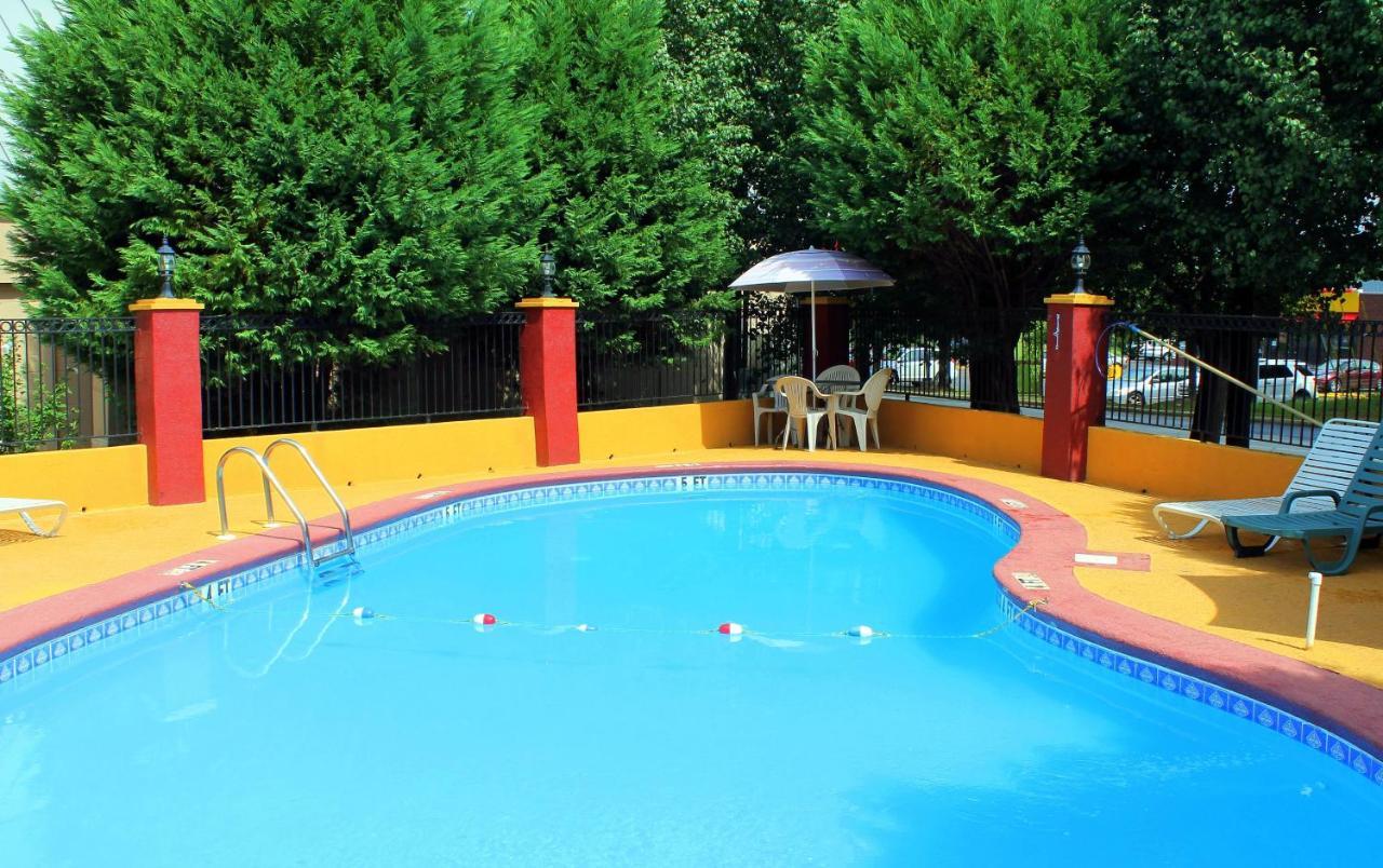 Red Roof Inn Atlanta Southeast Stockbridge Bagian luar foto